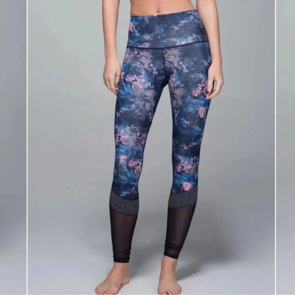 lululemon athletica Pants - Lululemon If You're Lucky Pant *Full-On Luxtreme Size 4